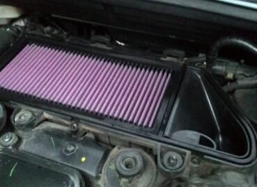 The Impact Of Air Filters On Fuel Economy In A Mercedes-Benz engine
