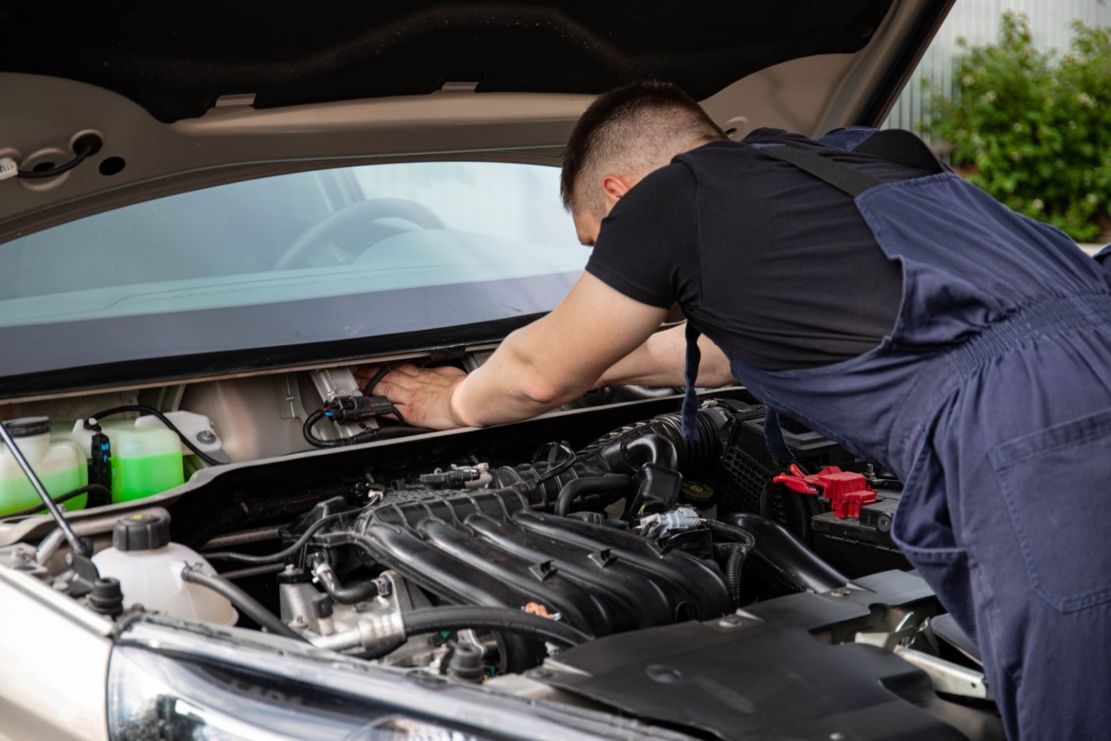 Best Engine Deals: How to Get Real Savings Without Getting Burned