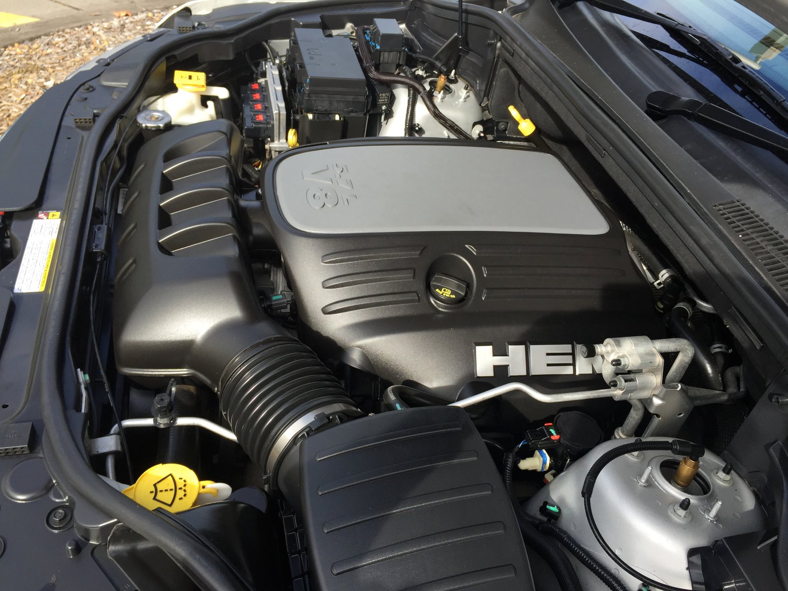 Used Engines for Dodge Ram: HEMI, Cummins, and Pentastar Specs Compared